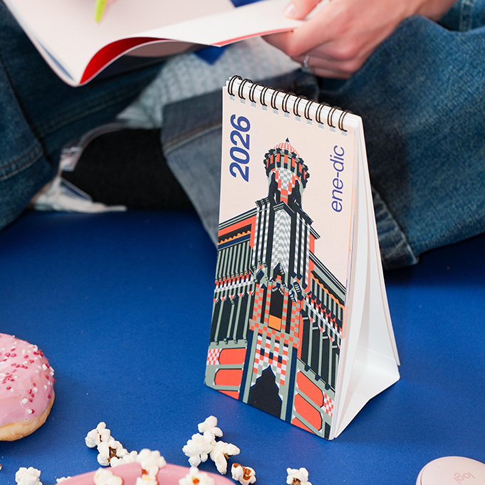 Calendario escritorio 2026 - Colección posterHaus