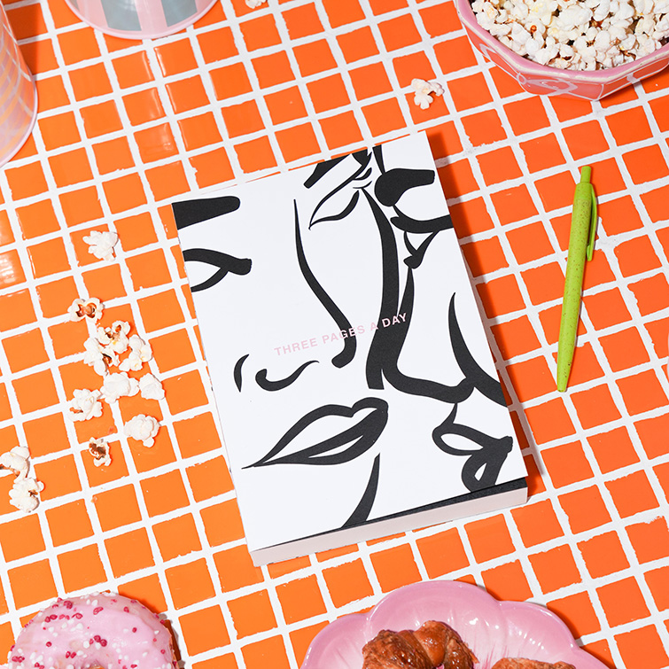 Libreta A5 'THREE PAGES A DAY' - Colección edurnedesigns